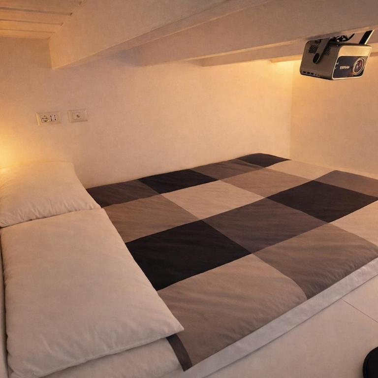 Tiny Cinema Loft - Milan's Smallest Apartment - Appartamento con 1 Camera da Letto - 10