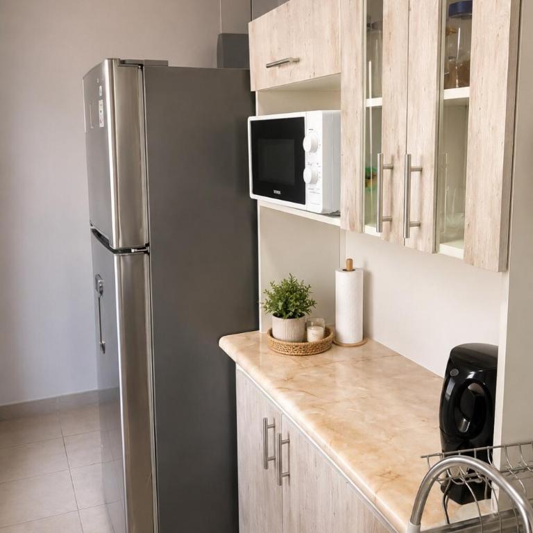 Large apartment for 6, Quinta Normal, Metro, Bleached - Three-Bedroom Apartment - 7