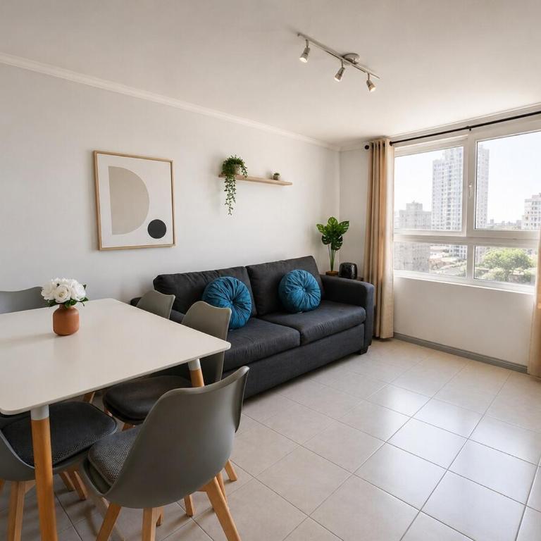Large apartment for 6, Quinta Normal, Metro, Bleached - Three-Bedroom Apartment - 8