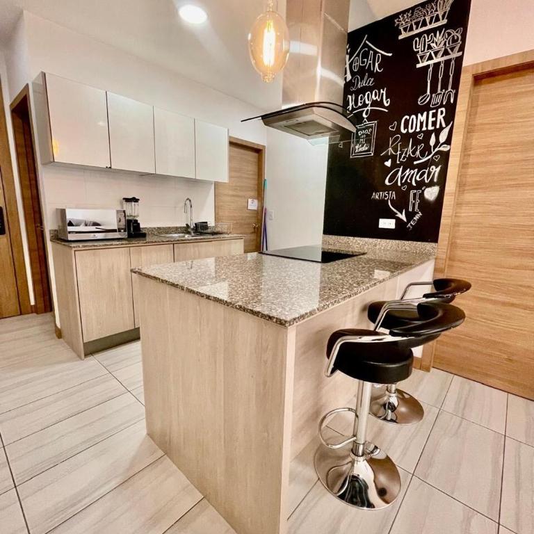 Quito-Ecuador apartment, excellent location - One-Bedroom Apartment - 35