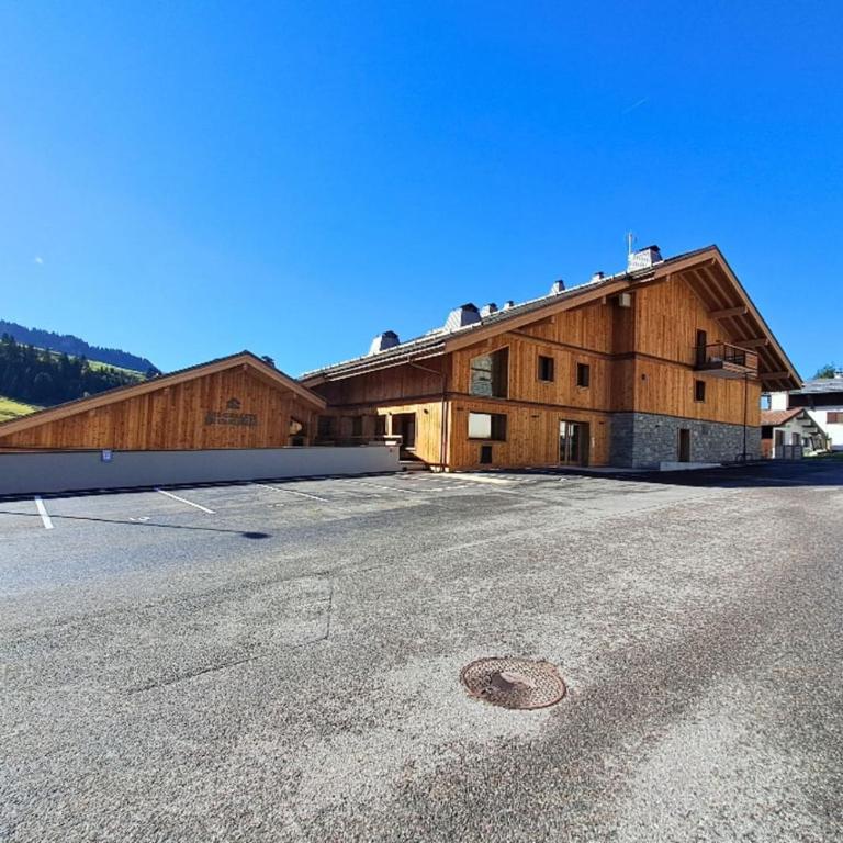 Spacious 8-person apartment with mountain views - Apartment - 19