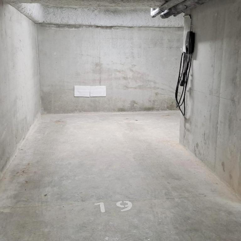 Spacious 8-person apartment with mountain views - Apartment - 23