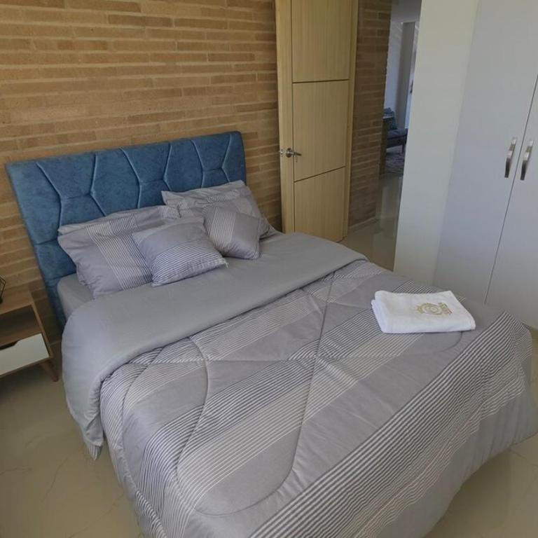 Apto Descanso 2 hab para 5, parqueadero - Apartamento de 3 dormitorios - 5