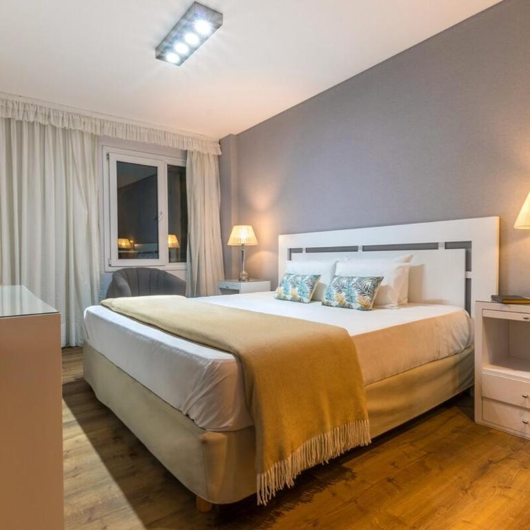Amplio y Luminoso departamento - Apartamento de 3 dormitorios - 3