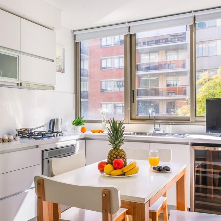 Amplio y Luminoso departamento - Apartamento de 3 dormitorios - 49