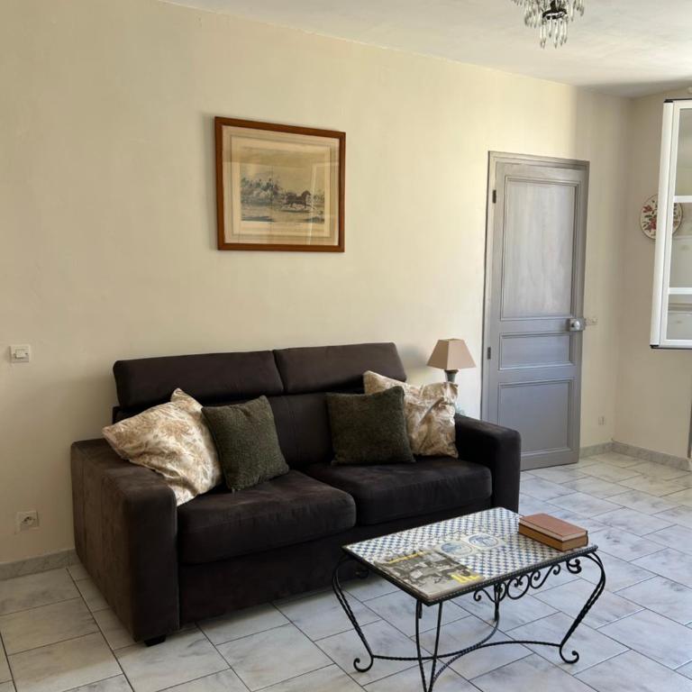 Appartement 3 pièces au Suquet vue château & plage à 3 minutes - Two-Bedroom Apartment with View - 9