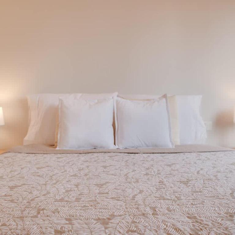 Sky Stays at Asuncion Luminous & Homely 2 BDR - Apartment - 5