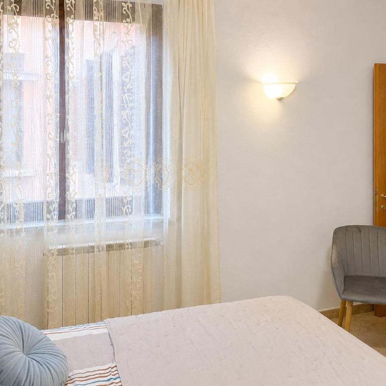 Casa Iris - Appartamento con 2 Camere da Letto - 10