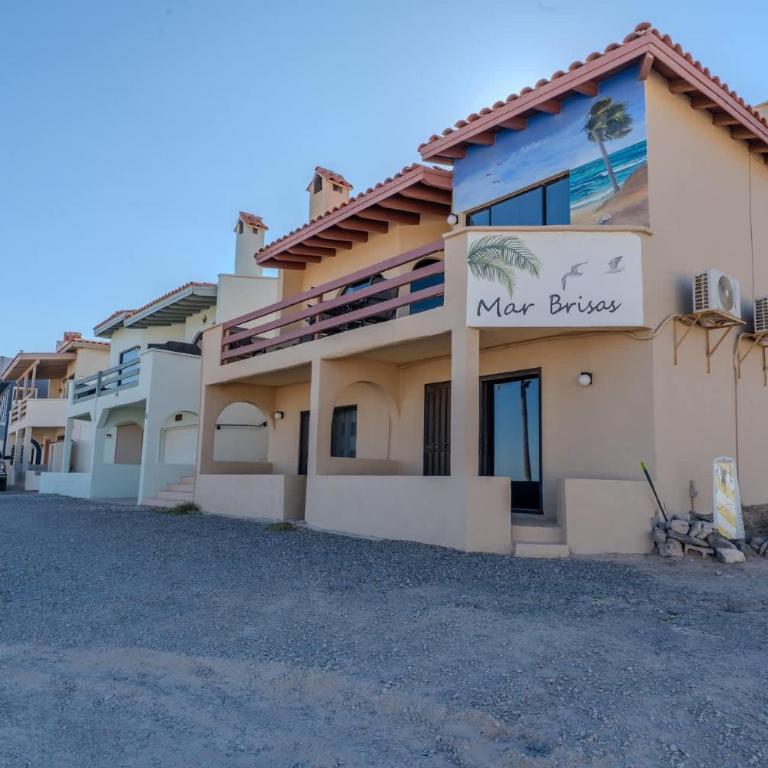 MarBrisas 3 Bed 2 Bath - Apartamento - 23