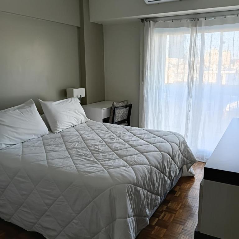 Amplio y muy cómodo departamento con vista abierta al cielo de Buenos Aires - Two-Bedroom Apartment - 3