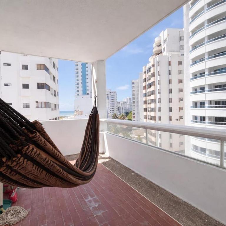 Balcony City Sunset View Sleeps 9 Beach & Pool - Three-Bedroom Apartment - 4