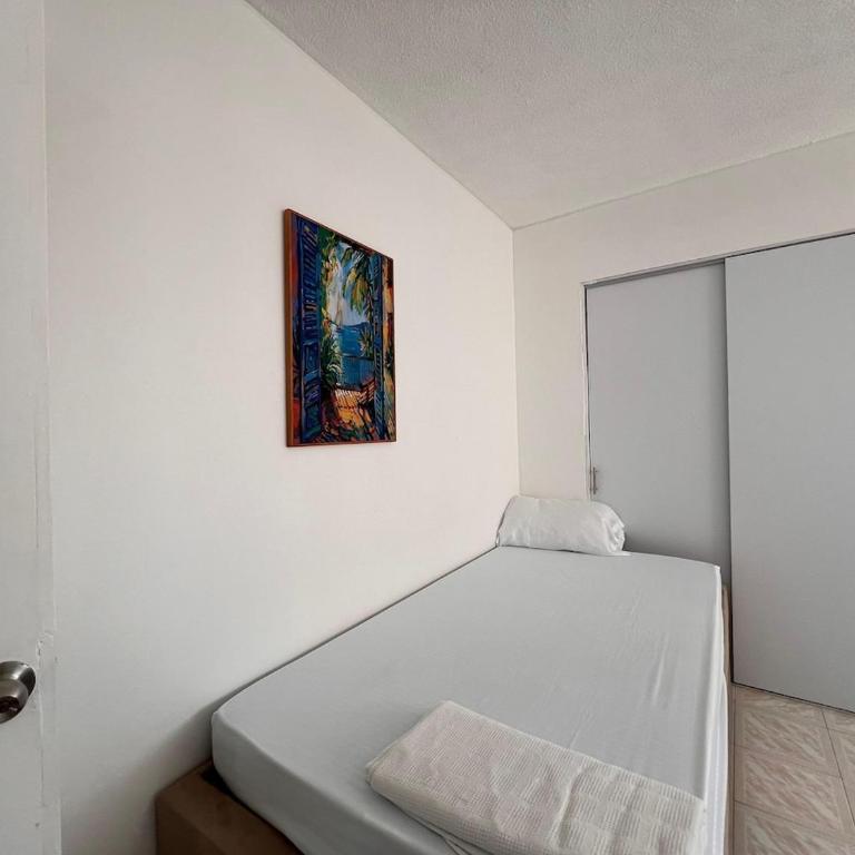 Balcony City Sunset View Sleeps 9 Beach & Pool - Three-Bedroom Apartment - 21
