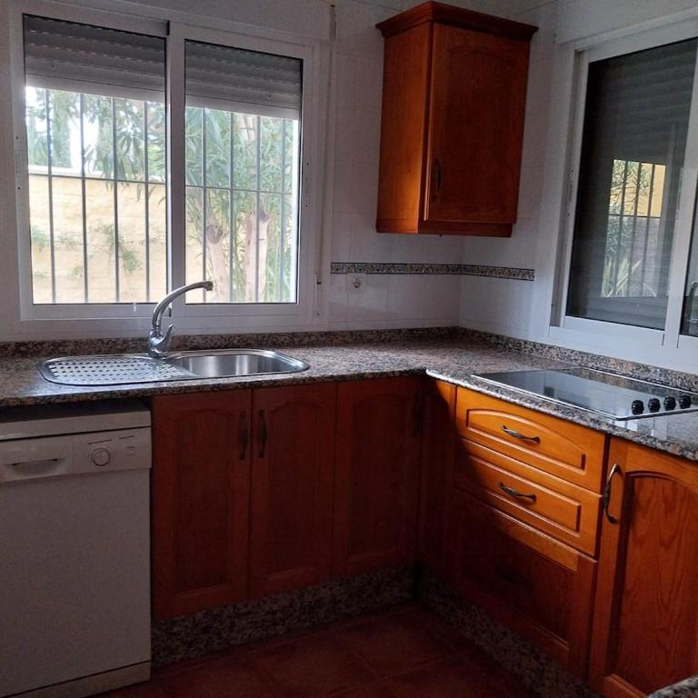 Andalusian holiday home 6 pax with community swimming pool - Three-Bedroom House - 48