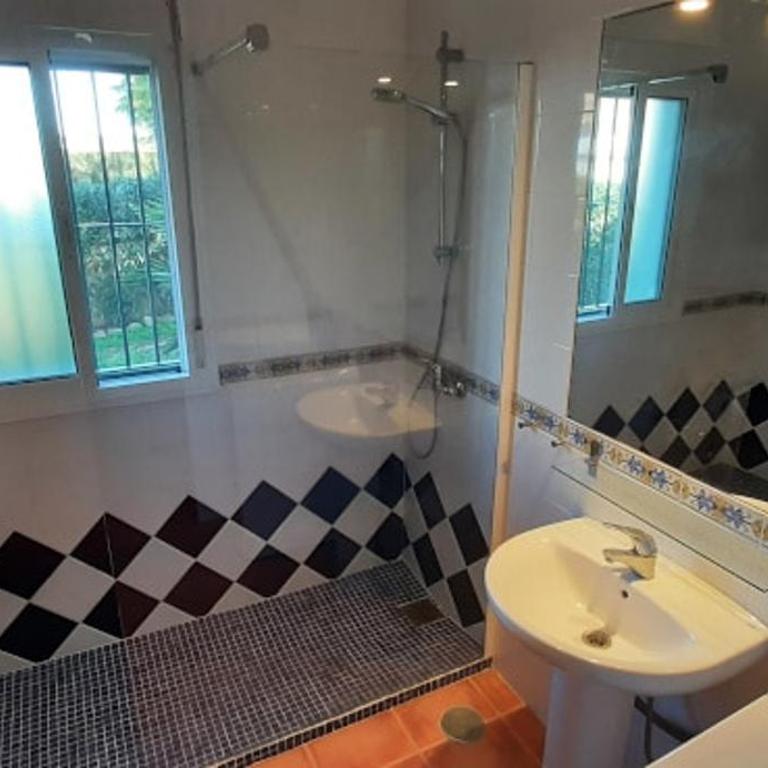 Andalusian holiday home 6 pax with community swimming pool - Three-Bedroom House - 43