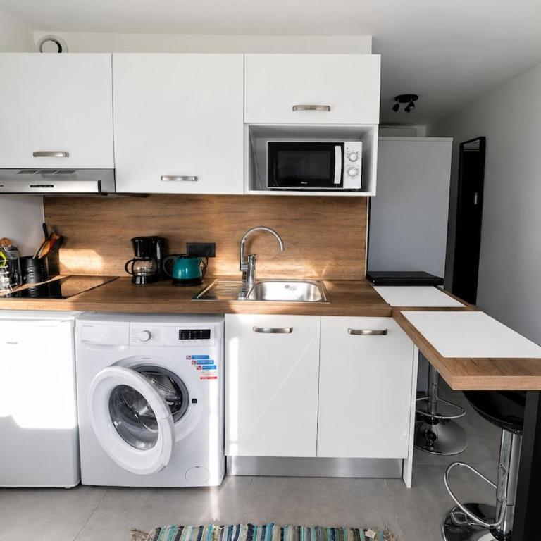 Studio cosy, piscine vue sur Golfe de St-Tropez - Appartement 1 Chambre - 9