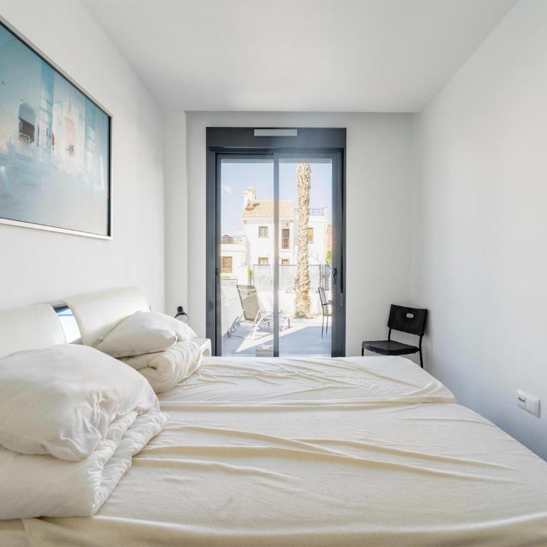 Stylish home in Orihuela Costa with pool - Casa Vacacional de 3 dormitorios - 21