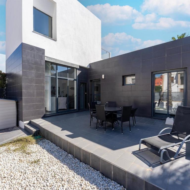 Stylish home in Orihuela Costa with pool - Casa Vacacional de 3 dormitorios - 36