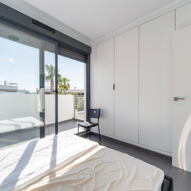 Stylish home in Orihuela Costa with pool - Casa Vacacional de 3 dormitorios - 26