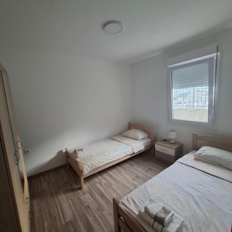 Apartman Lucky - Apartman sa 2 Spavaće Sobe - 9