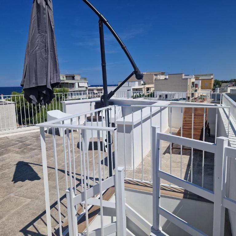 Domus Divina & Domus Elegans Fronte Mare by Gessicaholiday - Two-Bedroom Apartment with Balcony - 25
