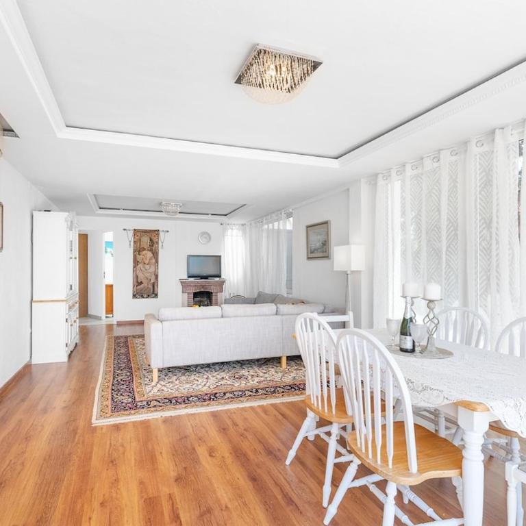 Lovely House with a Sea View, 220 m from the Beach - Casa de 3 dormitorios - 18