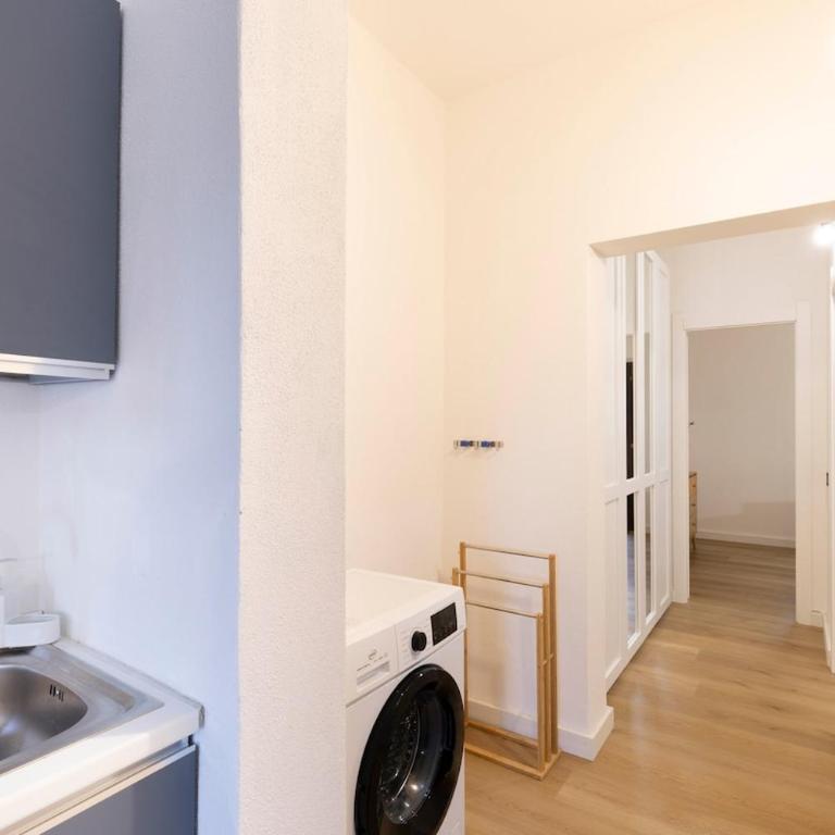 Beachfront, New & Modern Apartment, Murta Maria - Appartamento con 2 Camere da Letto - 2