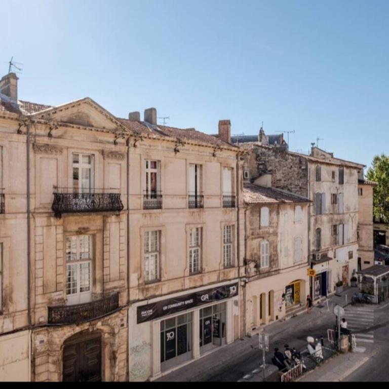 Le Petit Arlésien T2 centre-ville Arles, 4 personnes, chambre et salon séparé - One-Bedroom Apartment - 8