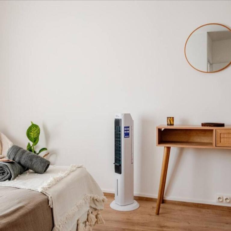 Le Petit Arlésien T2 centre-ville Arles, 4 personnes, chambre et salon séparé - One-Bedroom Apartment - 14