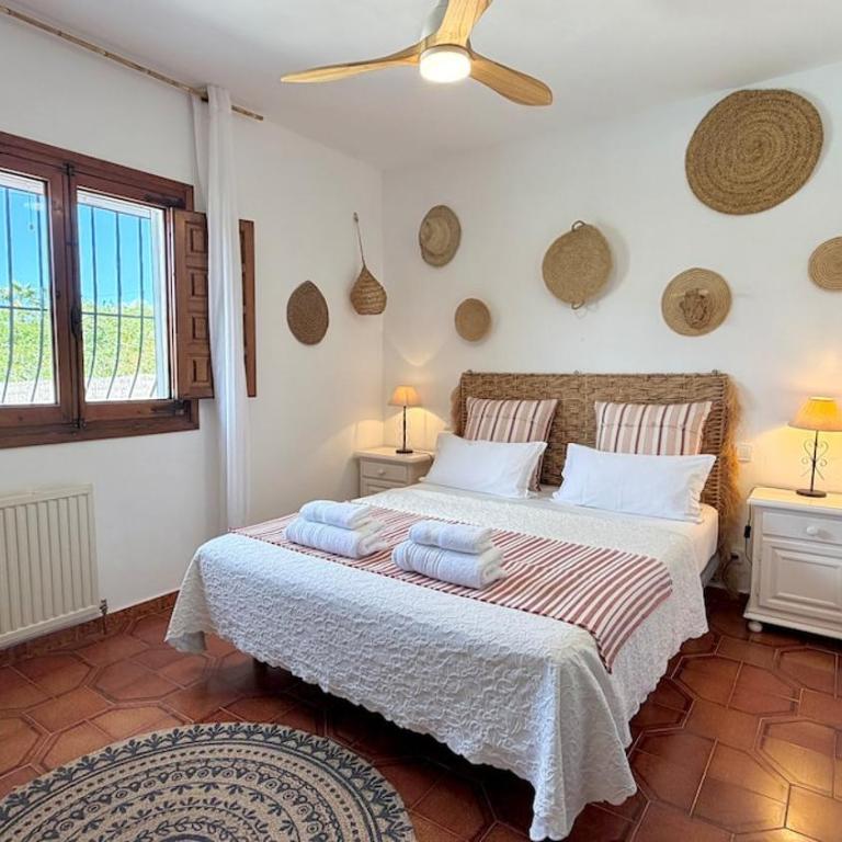 Bohemian villa with pool & mountain view - Villa de 3 dormitorios - 47