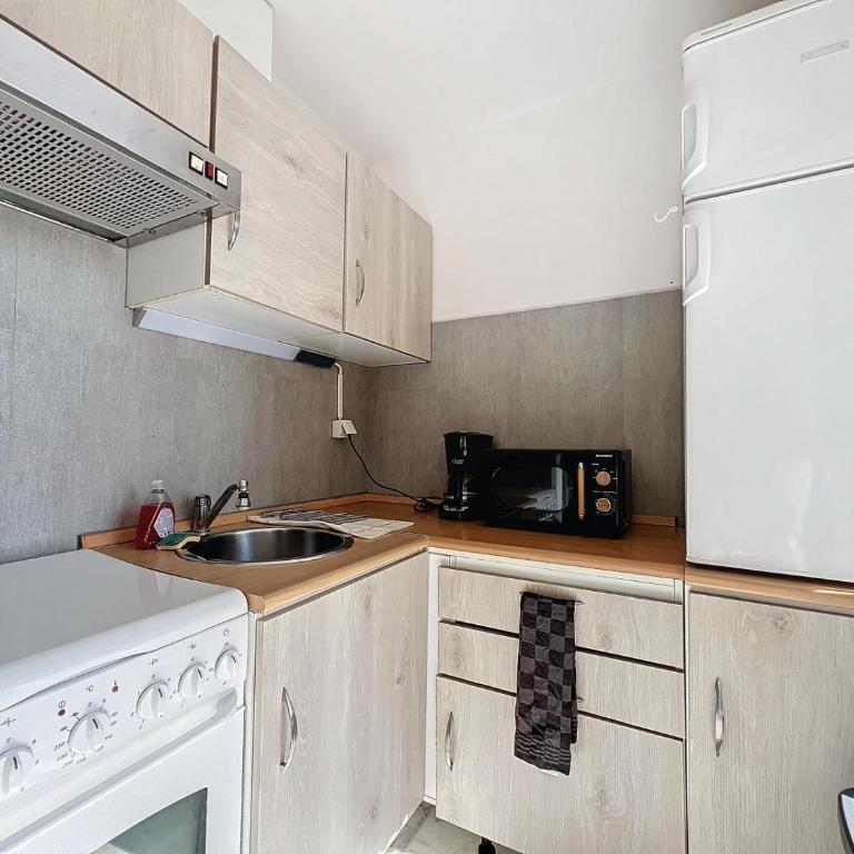 Charmant studio à Port Fréjus à 800 m des plages - Appartement 1 Chambre - 6
