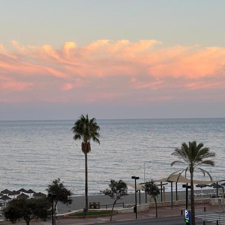 Paseo Marítimo Rainbow Oasis Beachfront 2 bed apartment - Apartamento de 2 dormitorios - 24