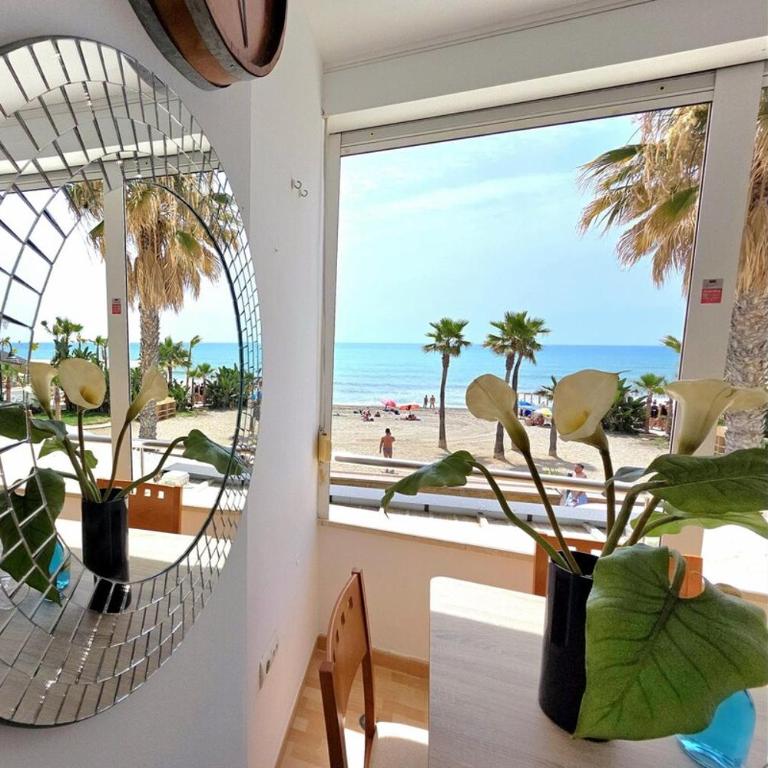 Paseo Marítimo Rainbow Oasis Beachfront 2 bed apartment - Apartamento de 2 dormitorios - 26