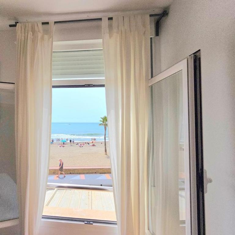 Paseo Marítimo Rainbow Oasis Beachfront 2 bed apartment - Apartamento de 2 dormitorios - 28