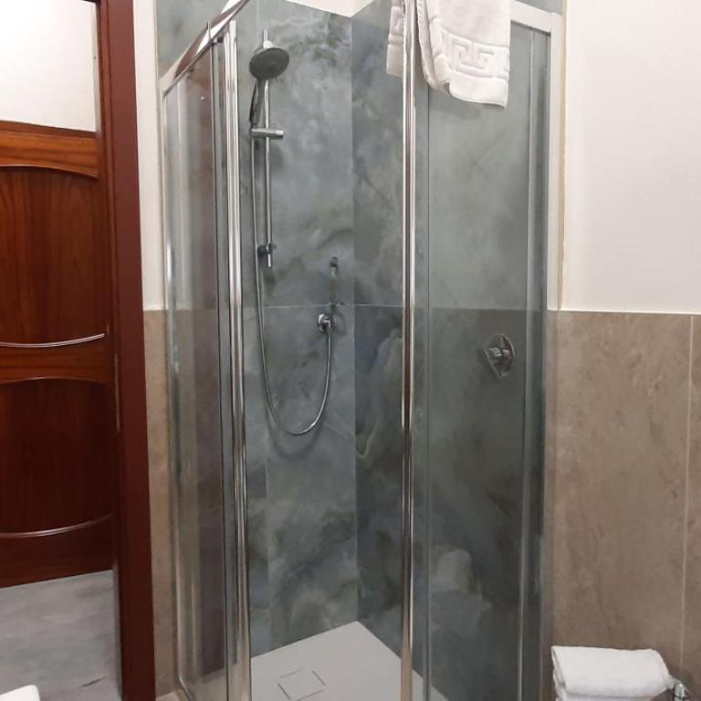 Mirage Serviced Apartments Sirmione - Appartamento con 2 Camere da Letto - 3