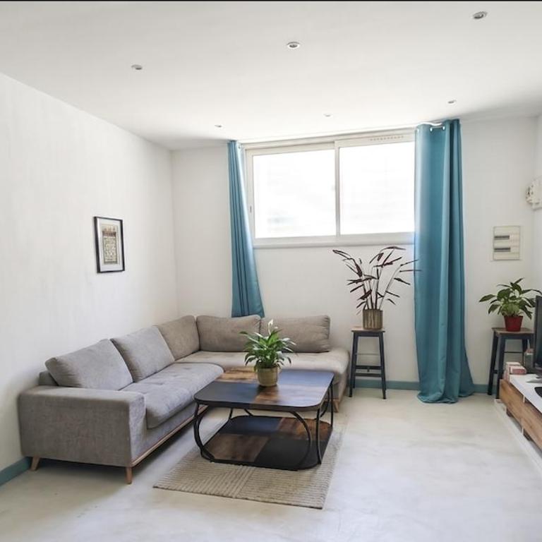 T3 Saint Victor - Two-Bedroom Apartment - 11