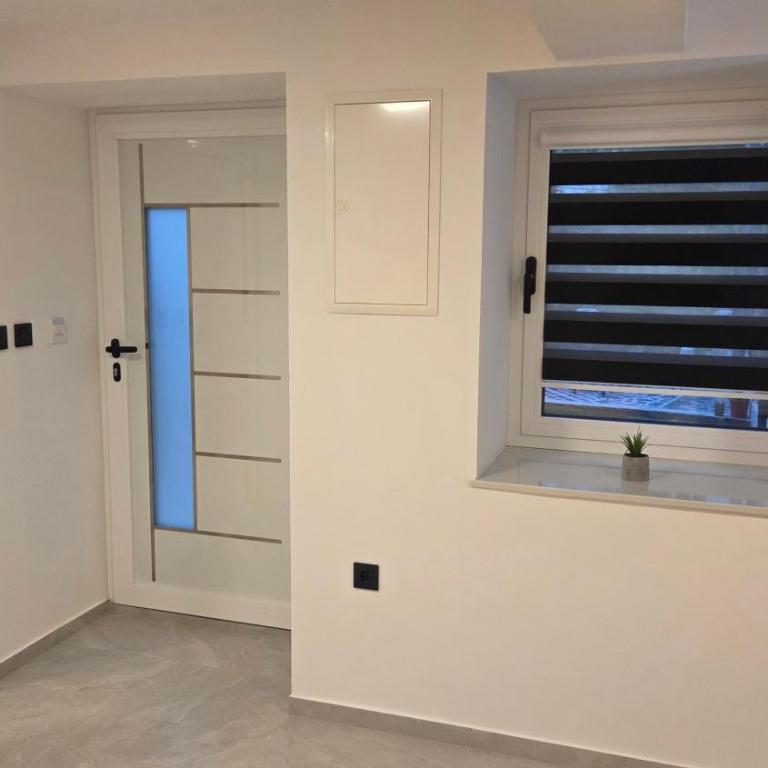 Vila Vesa - Free Secure Garage, Smart Access & Modern Comfo - Studio with Terrace - 8