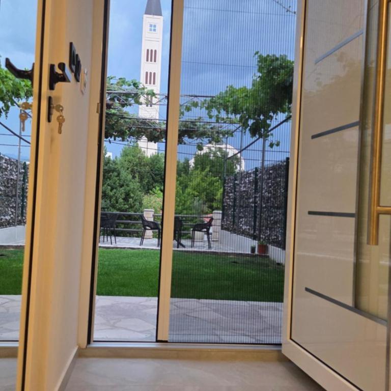 Vila Vesa - Free Secure Garage, Smart Access & Modern Comfo - Studio with Terrace - 15