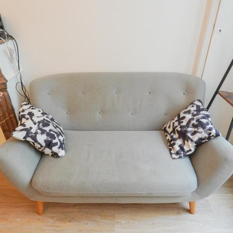 7 Historic Marais Studio near Bastille & metro - One-Bedroom Apartment - 2