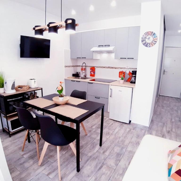 Costa Adeje - Wonderful studio - AirCon - Apartamento Estudio - 1 cama doble - 71