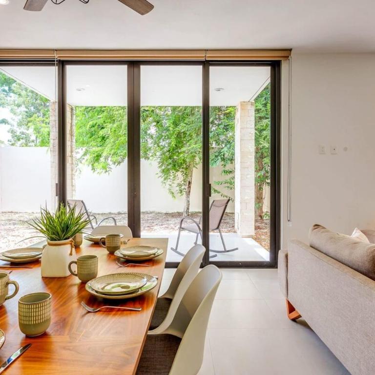 NEW Palmara Home with Pool and Paddle Court Gated - Apartamento - 2