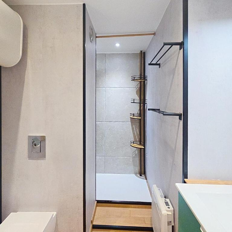 Charmant studio en rez de jardin - Appartement 1 Chambre - 3
