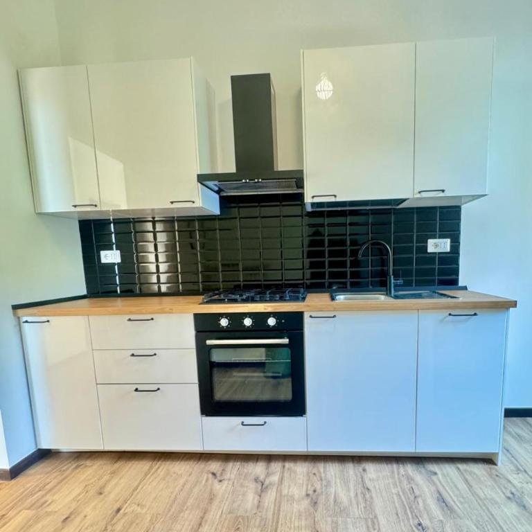 Casa Ornella - Appartamento con 3 Camere da Letto - 9