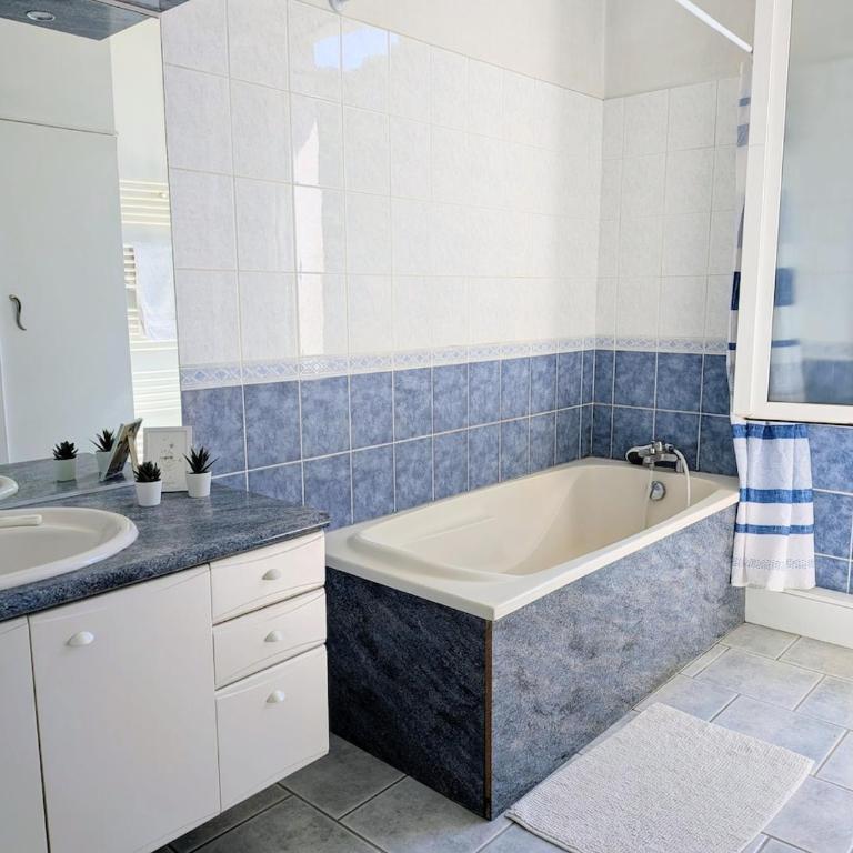 Maison avec piscine au coeur de Périgueux - Haus mit 4 Schlafzimmern - 11