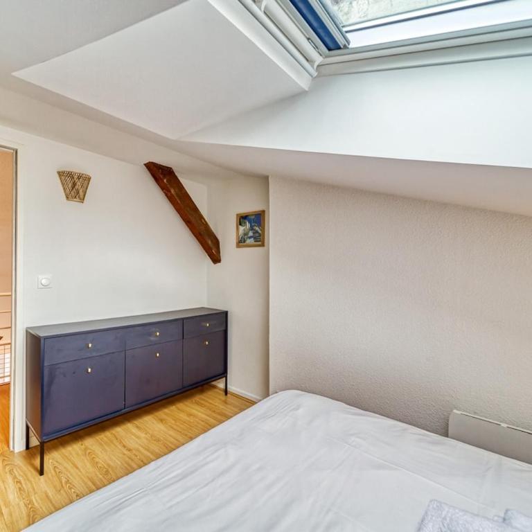 Elegance - Three-Bedroom Apartment - 19
