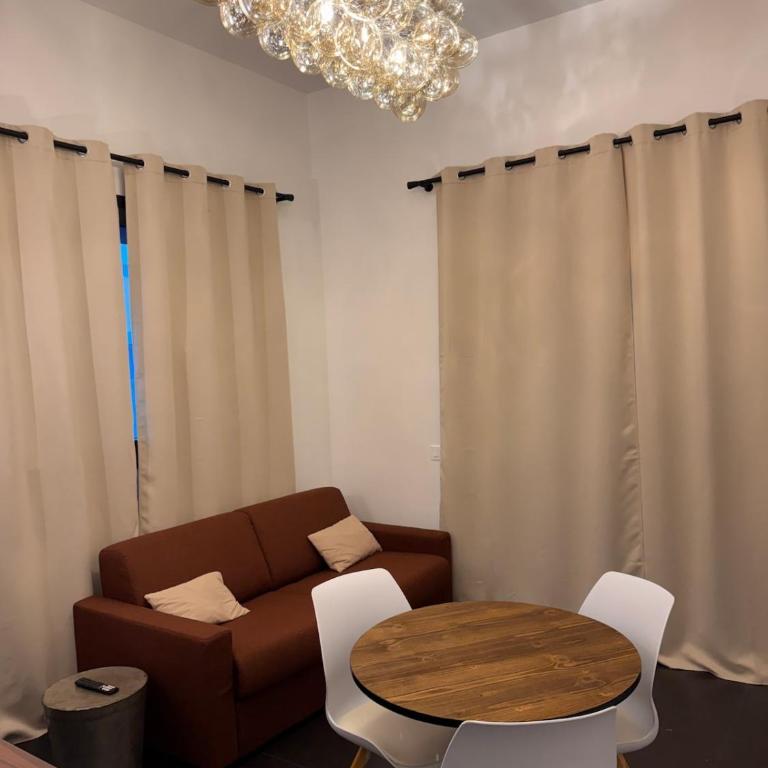 Casa Verde - Urban Oasis in the Heart of Bergamo - Appartamento con 2 Camere da Letto - 14