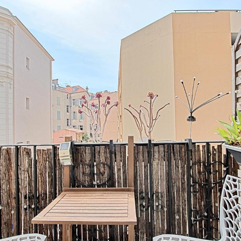 Les Appartements des Iles, proche Croisette et Palais - Two-Bedroom Apartment - 6