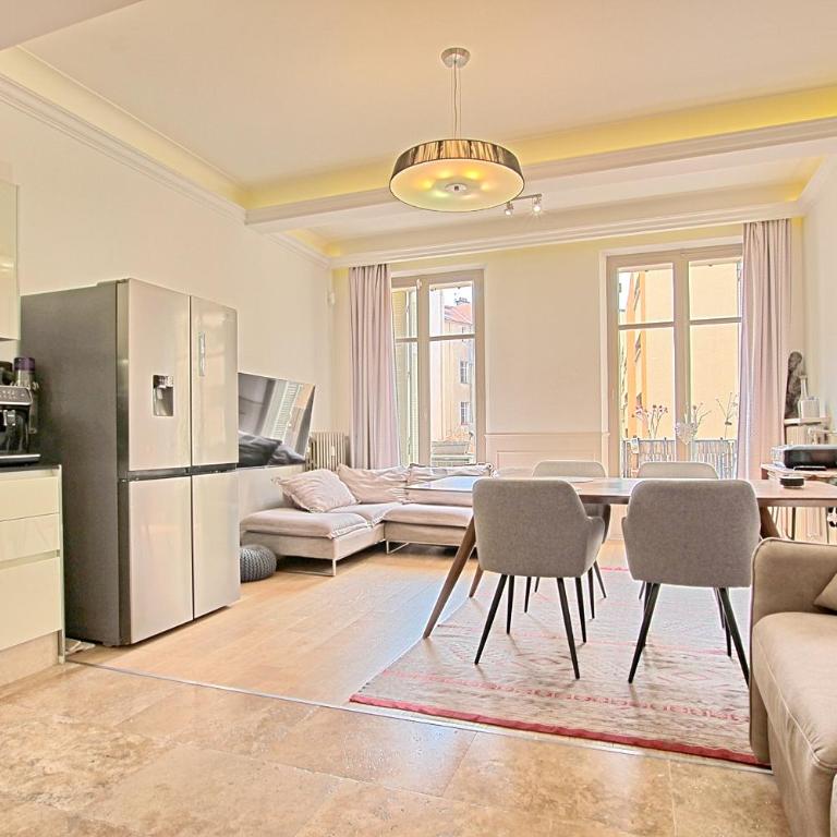 Les Appartements des Iles, proche Croisette et Palais - Two-Bedroom Apartment - 13
