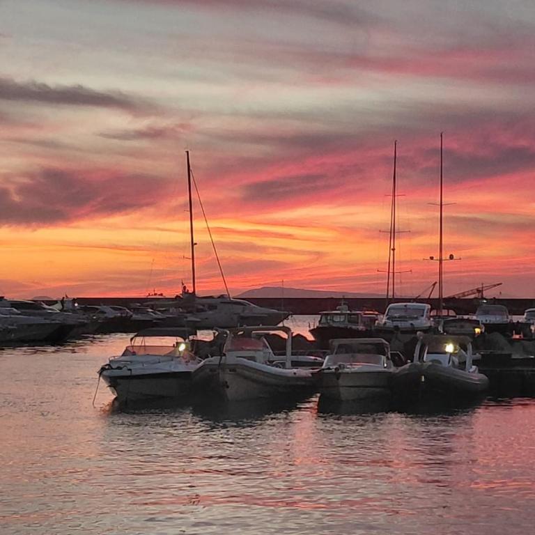 Stabia Vacanze - Appartamento con 1 Camera da Letto - 2