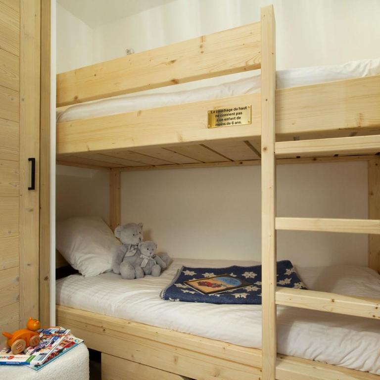 Résidence Phoenix A by Leavetown Vacations - One-Bedroom Apartment with Terrace - 8