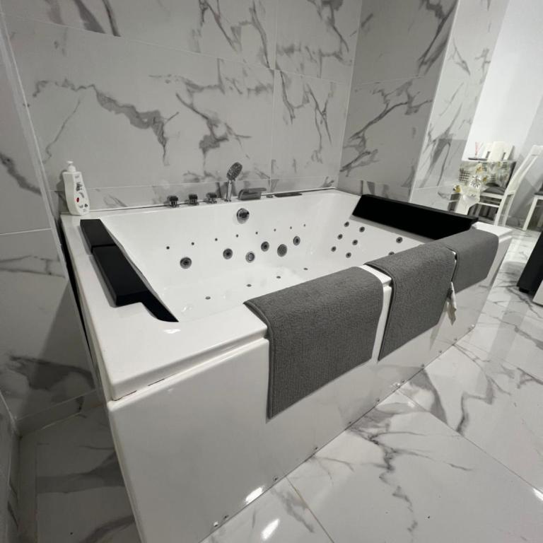 Apartment with Jacuzzi in the center of Gandía - Apartamento de 2 dormitorios - 14